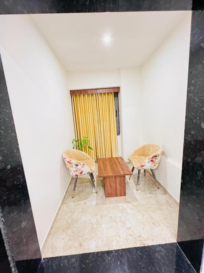 Leela Bizotel Junagadh Extérieur photo